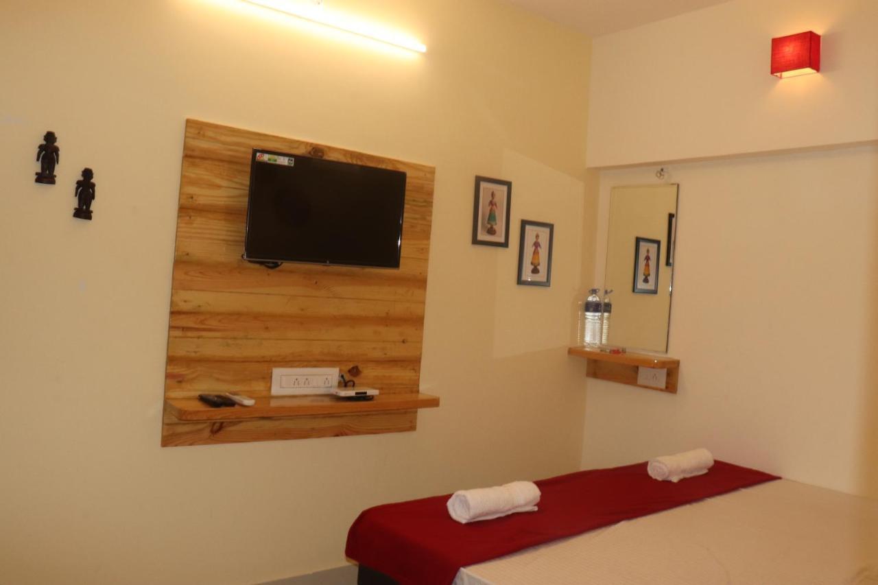 Grand Suites Srirangam Tiruchirappalli Kültér fotó